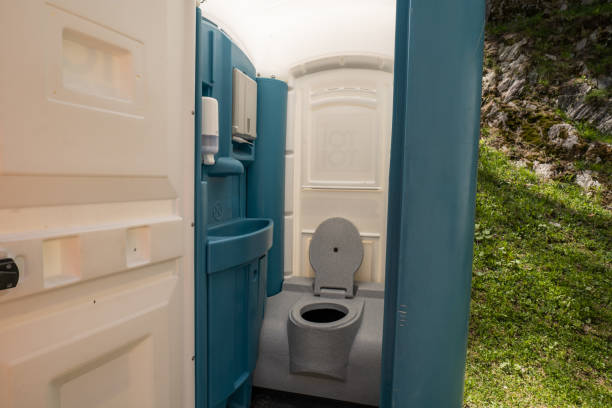 Portable Toilet Options We Offer in Shoreline, WA