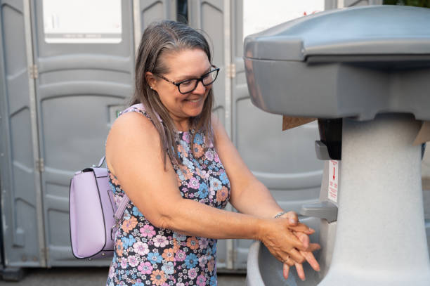 Best Portable restroom trailer rental  in Shoreline, WA
